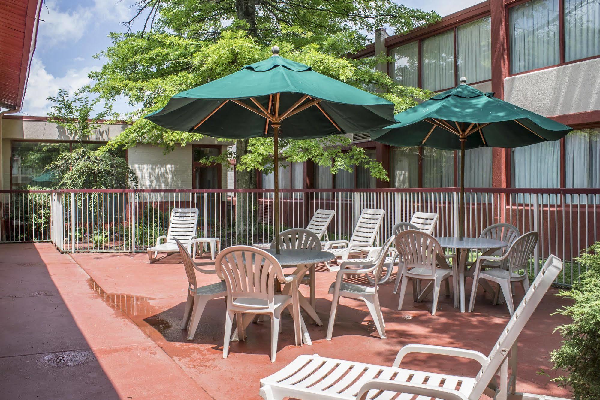 Norwood Inn Hudson Luaran gambar