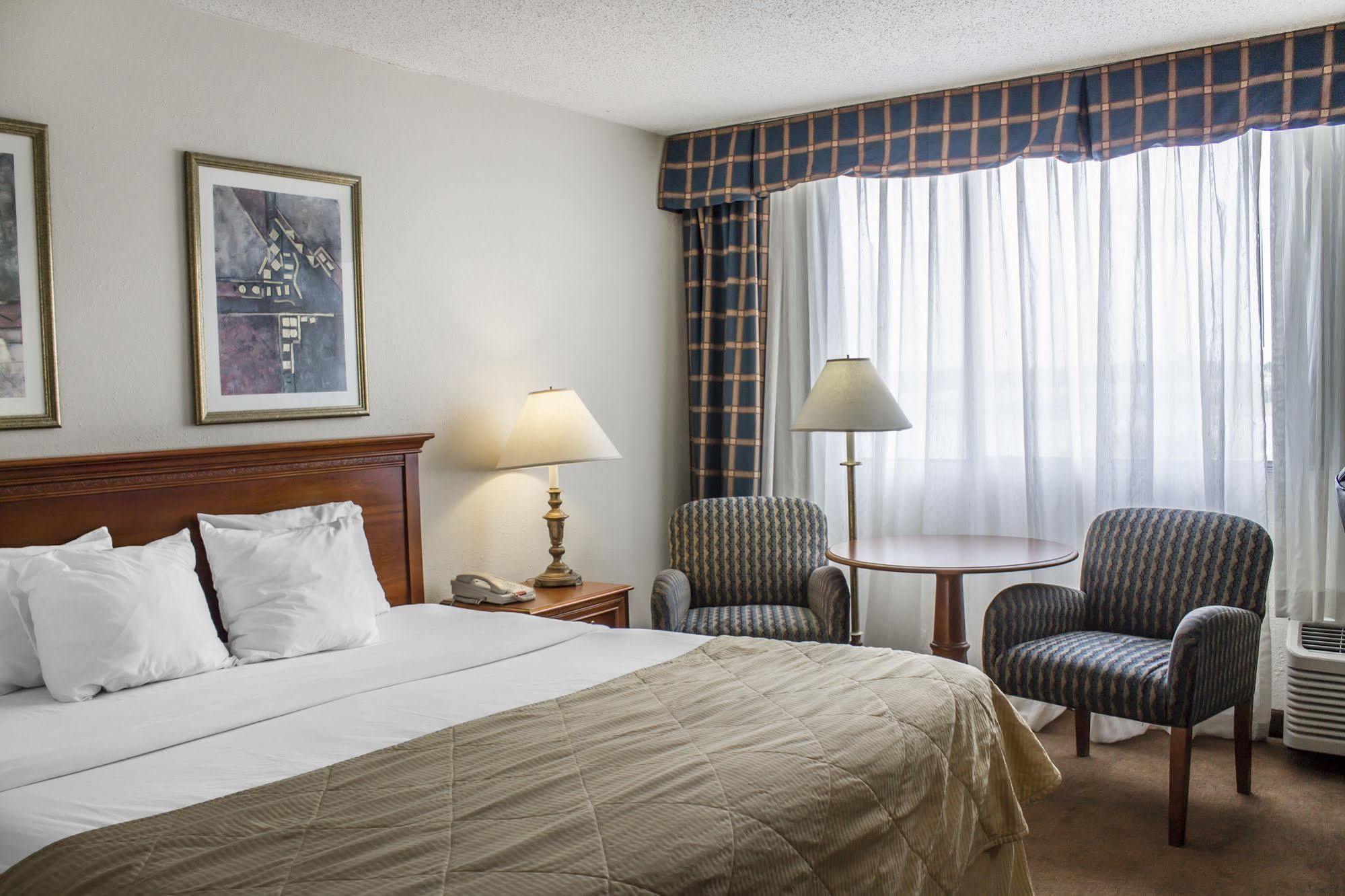 Norwood Inn Hudson Luaran gambar
