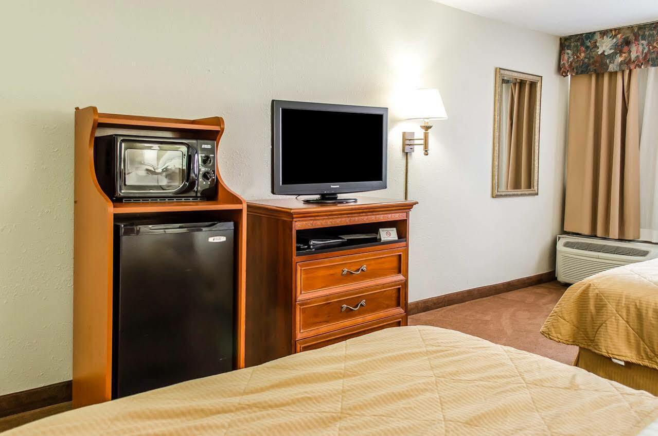 Norwood Inn Hudson Luaran gambar