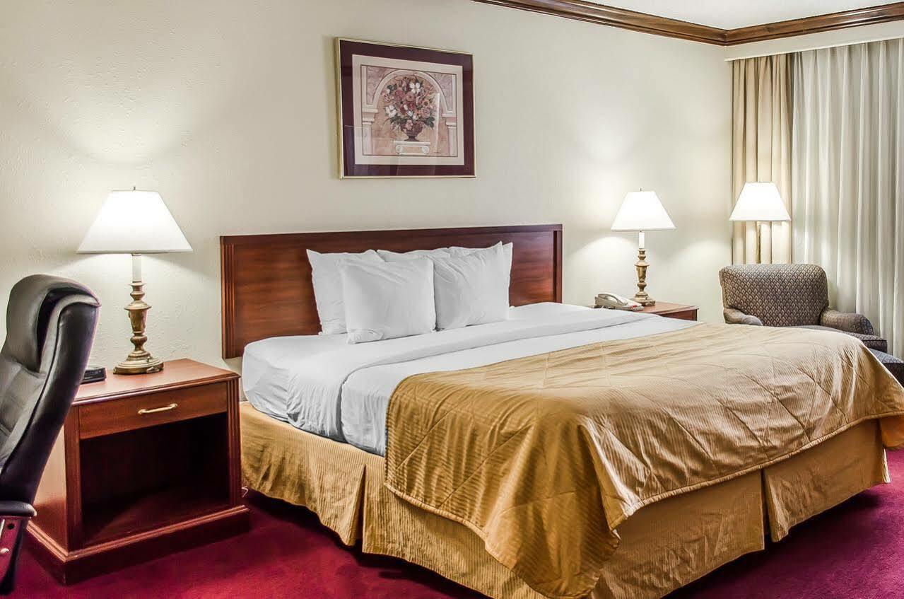 Norwood Inn Hudson Luaran gambar